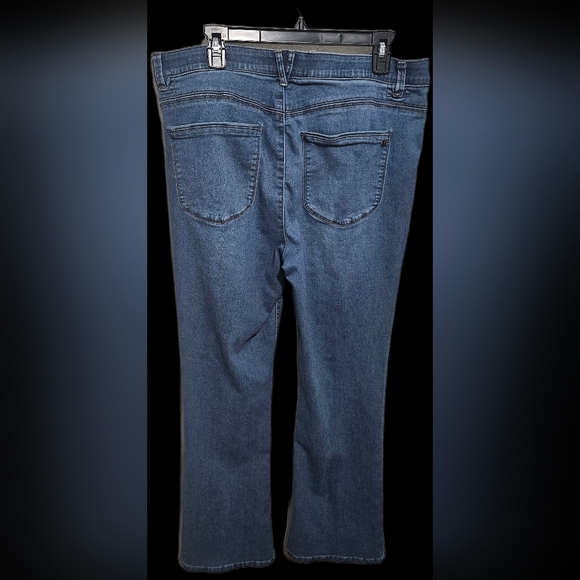Wit & Wisdom Straight Leg Blue Jeans - Picture 2 of 2